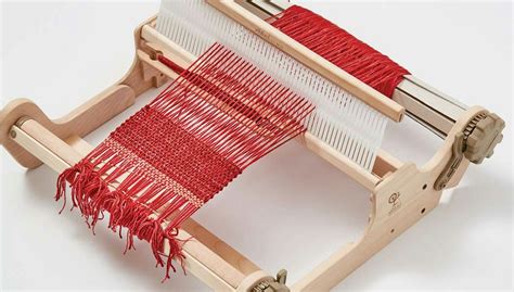 what is a loom.